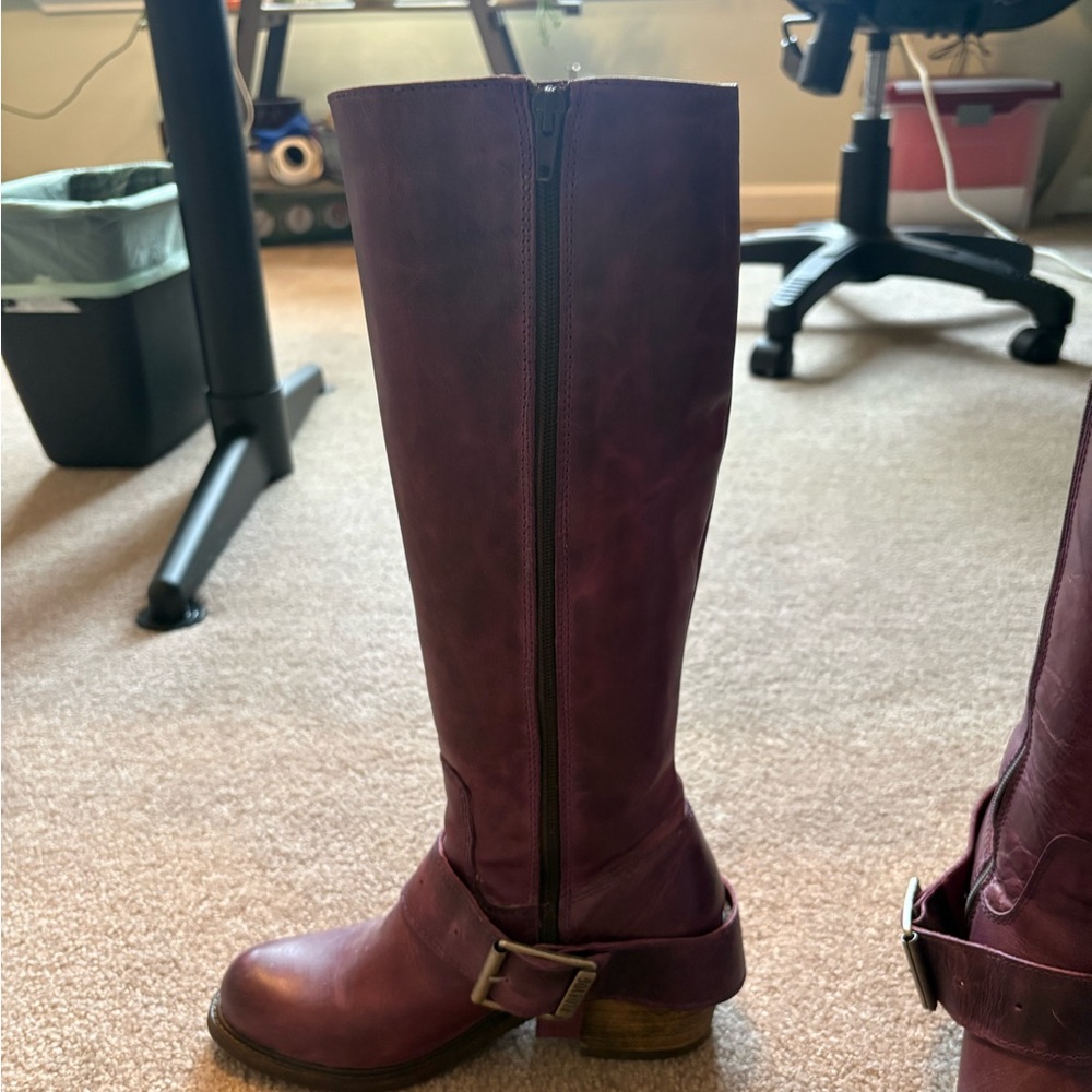 John Fluevog Women's Tall Leather Boots in Purple - Picture 3 of 8